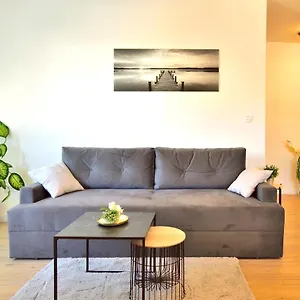 Maia Apartman